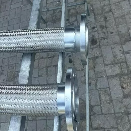 Gofruota lanksti metalinė žarna Gofruota lanksti metalinė žarna